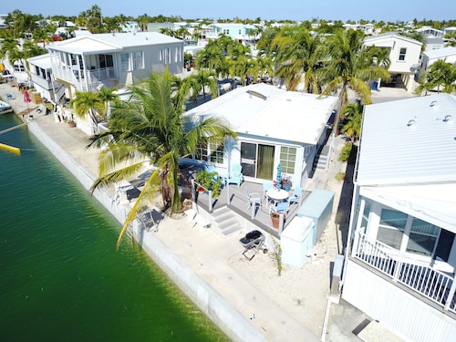 Sirena Key Cottage in Venture Out
