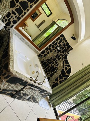 Unclassified image, 4 of 11, button - Enchanted Corner of the Jungle. (manuel antonio)