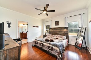 5 chambres, fer et planche à repasser, Wi-Fi, draps fournis