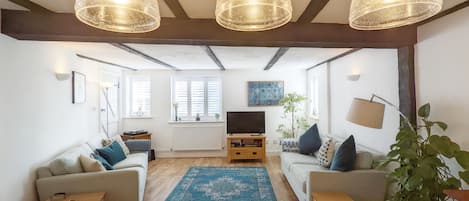 تلفزيون ذكي