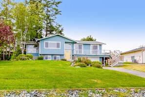 Exterior - Updated Water View Gem with Deck, BBQ/Outdoor Dining, Hot Tub, Fireplace, & WiFi (Oak Harbor)
