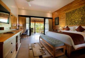 Minibar, bureau, Wi-Fi gratuit, draps fournis