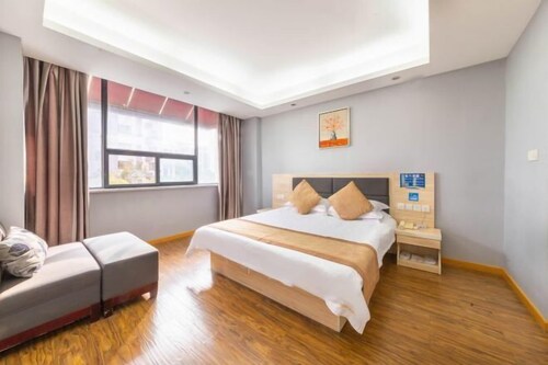Zhonglang Express Hotel