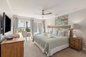 5 bedrooms, iron/ironing board, free internet, bed sheets - Spacious waterview haven with decks, firepit, AC, WiFi, pool - walk to beach (Hilton Head)