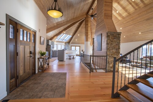 Luxury Montana Homestead