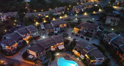 Small villa in Budoni, 20 km from Olbia airport. Up to 12 beds.2km from the sea