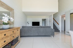 تلفزيون ذكي