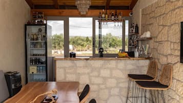 Snack bar