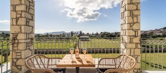 Carlos Mansion Luxury Suites