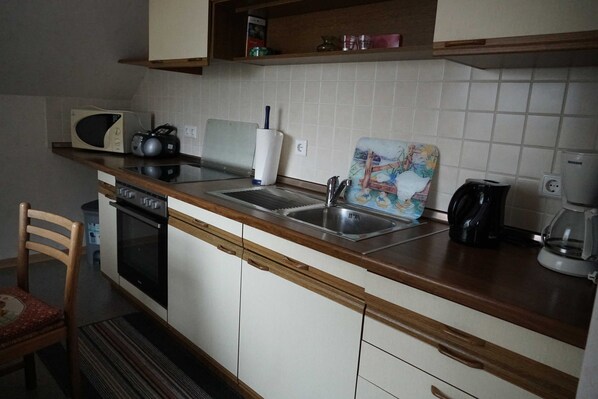 Fridge, microwave, oven