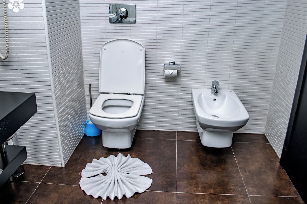 executive suite | 1 bedroom, premium bedding, minibar, in-room safe