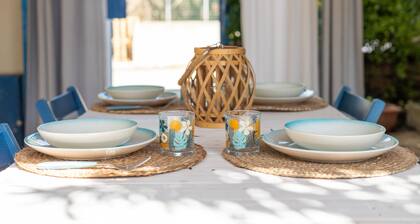 Holiday Home 'Villa Lucia 240m from the Sea' with Parking Spaces