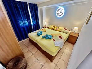 2 bedrooms, iron/ironing board, free WiFi, bed sheets
