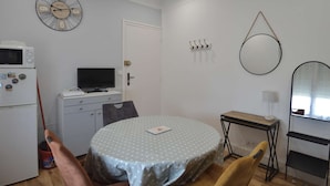 Unclassified image, 4 of 10, button - Appartement Proche de la Plage - Wifi, Bien Agencé (Asnelles)