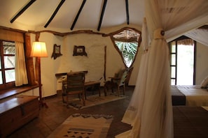 Deluxe Room | Bed sheets