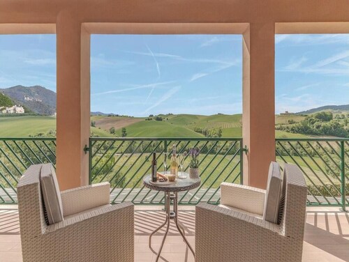 Farmhouse "Le Vigne di clementina Fabi" - Il vitigno apartment at ground floor
