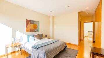 Villa, 3 Bedrooms, Terrace, Garden View | 3 bedrooms, travel crib, free WiFi, bed sheets