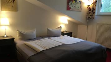 Classic Double Room, Garden View