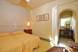 Familienhaus, Mehrere Schlafzimmer, 2 Bäder, Bergseite (Chalet Vignarola)