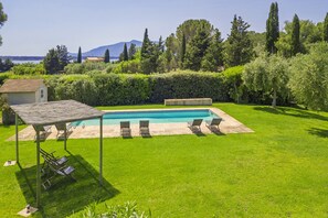Piscina stagionale all'aperto