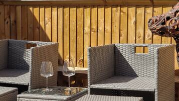 Cottage | Property grounds