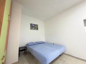 2 bedrooms