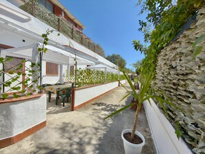 Outdoor dining - Villa Maica 9, Palinuro, Cilento (Palinuro)