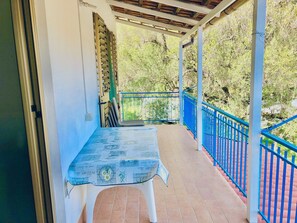 Property grounds - Villa Arco 6, Palinuro, Cilento (Palinuro)