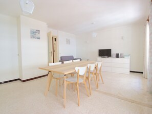 Dining - Antibes city center - 1 bedroom - 4 People (Antibes)