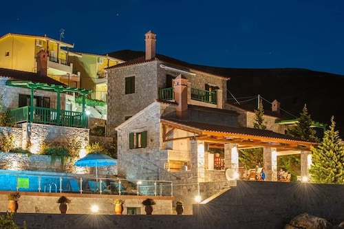 Lithoessa Traditional Rooms