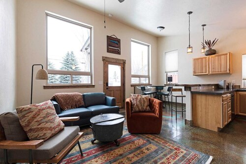 Rustic Modern Home in East Missoula