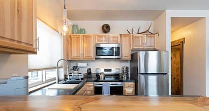 Rustic Modern Home in East Missoula