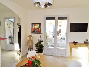 Dining - My Guitoune (ST REMY DE PROVENCE)