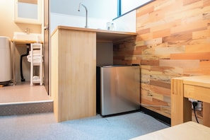 Double Room 101 with washing machine | Individually decorated, individually furnished, free WiFi, bed sheets