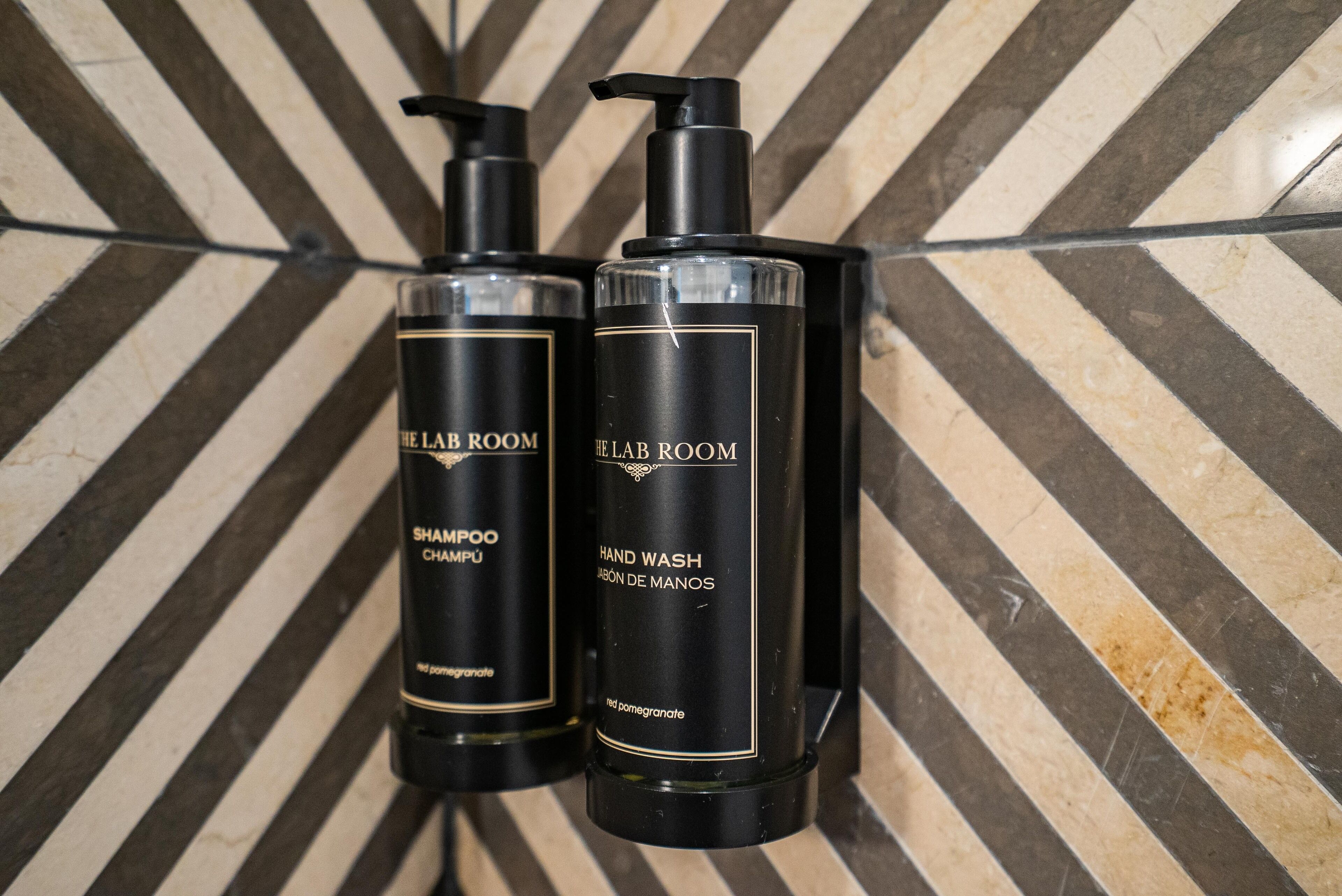 apartment, 2 bedrooms (6 people) | bathroom | shower, hair dryer, towels, soap