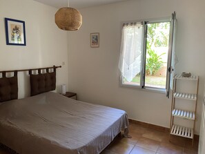 1 bedroom, free WiFi, bed sheets - Apartment T2 seaside Guadeloupe Le Gosier (Le Gosier)