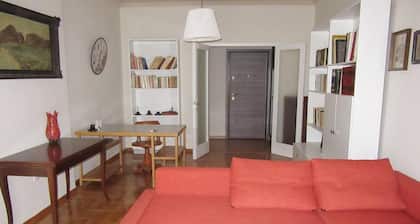 2 Bed Flat - Sleeps 4 - Pets - Wifi
