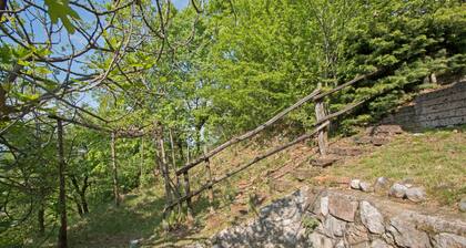 Villa dei Salici con Piscina by Wonderful Italy