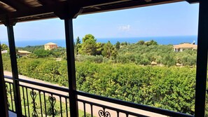 Property grounds - KastroVilla near Kyllini, Peloponnese (Killini)