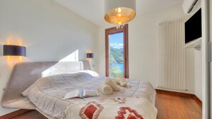 스탠다드 아파트, 침실 1개, 전자레인지, 산비탈 (Panorama Lake View Apt + Pool & Beach) | 1 개의 침실, 침대 시트