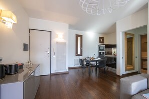Interior - Panorama Fantastico Apt Pool & Beach (Ghiffa)