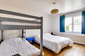 4 bedrooms