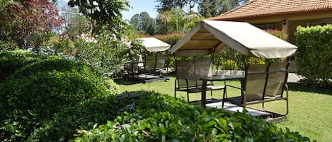 Tempat makan outdoor
