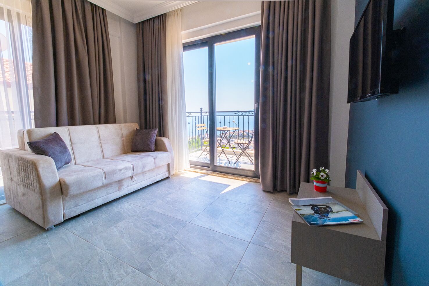 Family Apartment | Living area