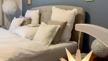 1 Schlafzimmer, Schreibtisch, Bügeleisen/Bügelbrett, WLAN