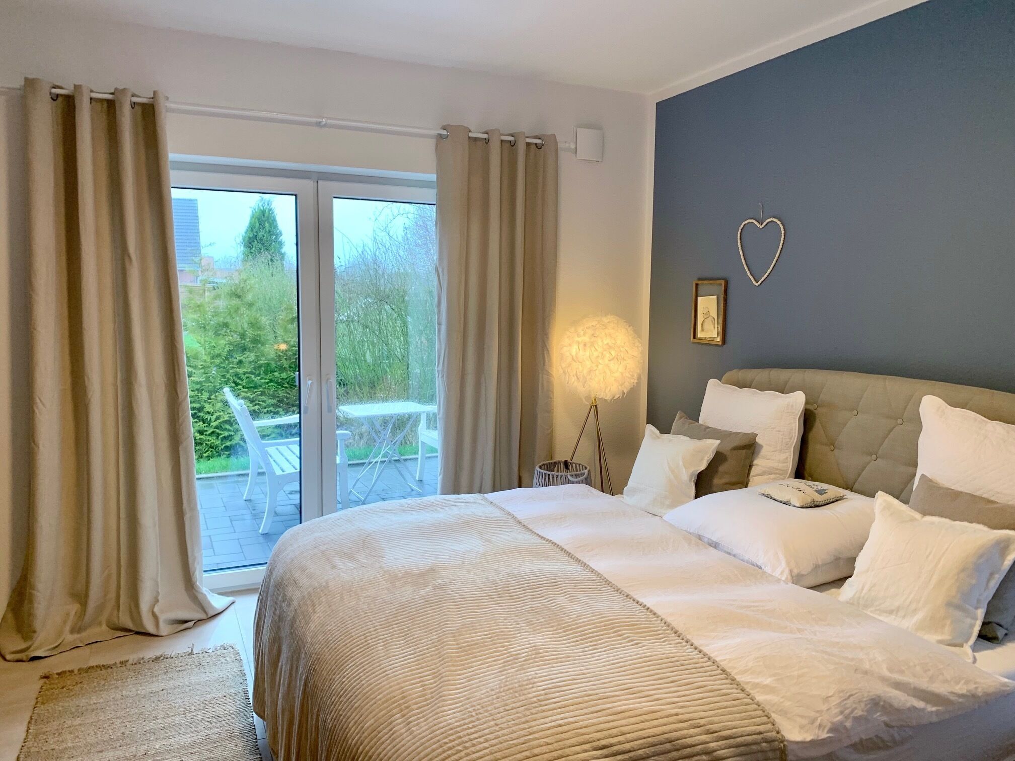 1 bedroom, desk, iron/ironing board, WiFi