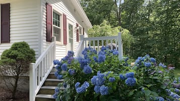 Bungalow, 1 Bedroom | Exterior