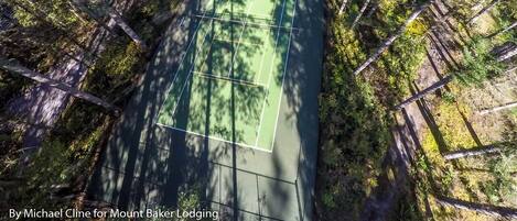 Condo, 2 Bedrooms | Sport court