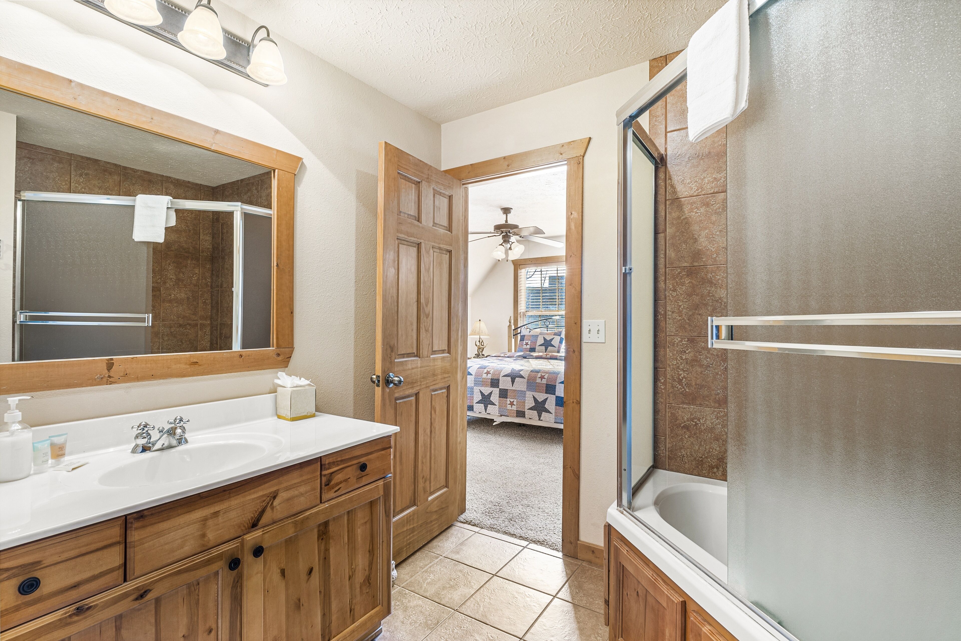 Timber Lodge 4 Bedroom Home by Redawning