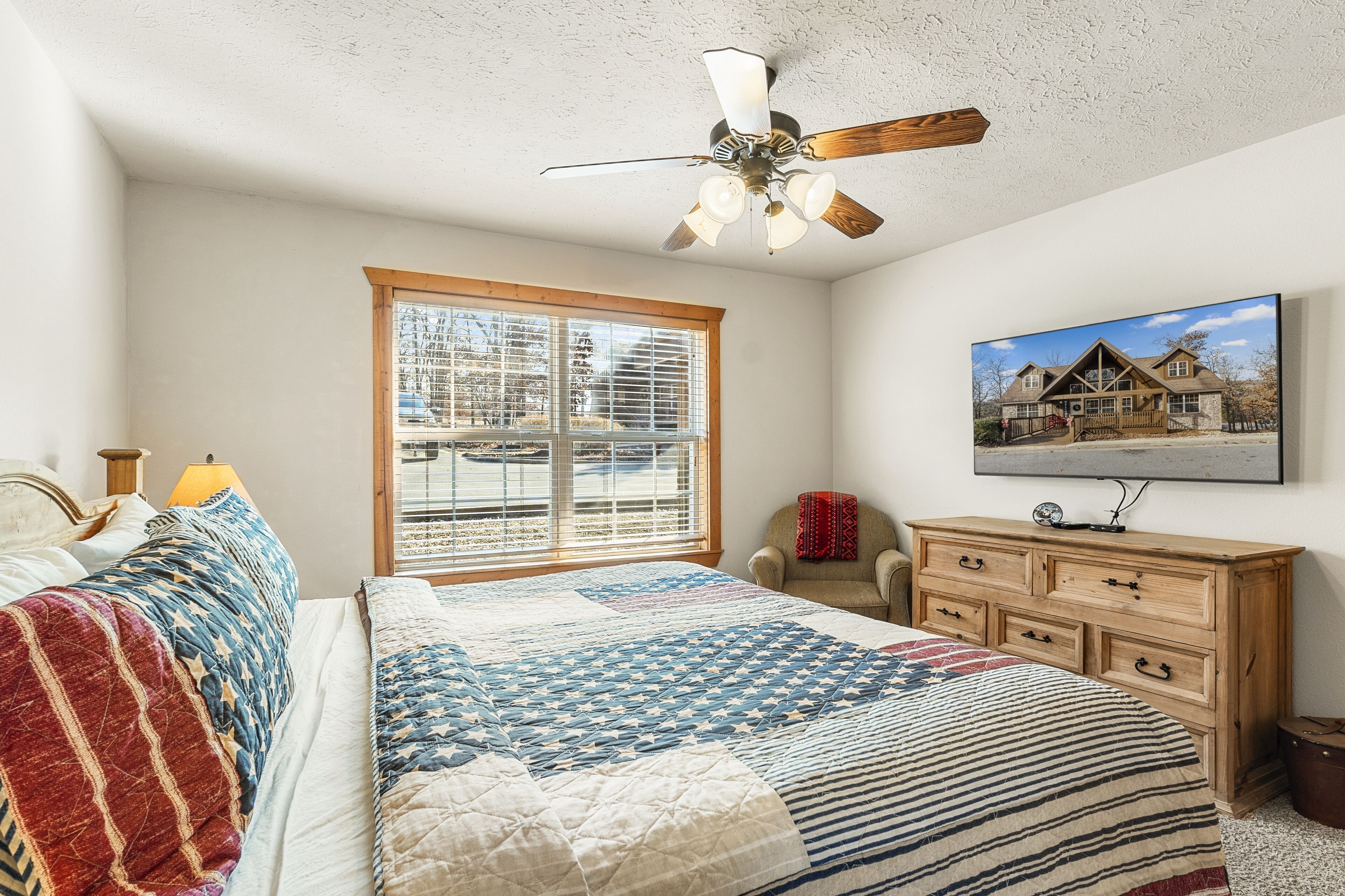 Timber Lodge 4 Bedroom Home by Redawning